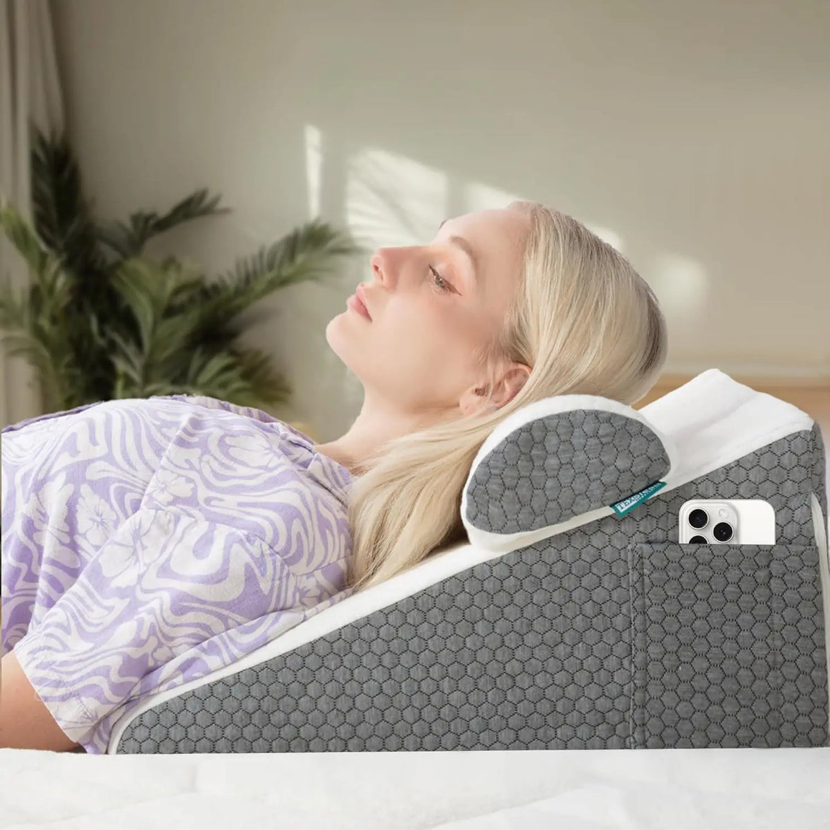 Bed Wedge Pillow for Sleeping Memory Foam Triangle Pillow High Density Memory Foam Breathable Fabric Removable Washable Cover